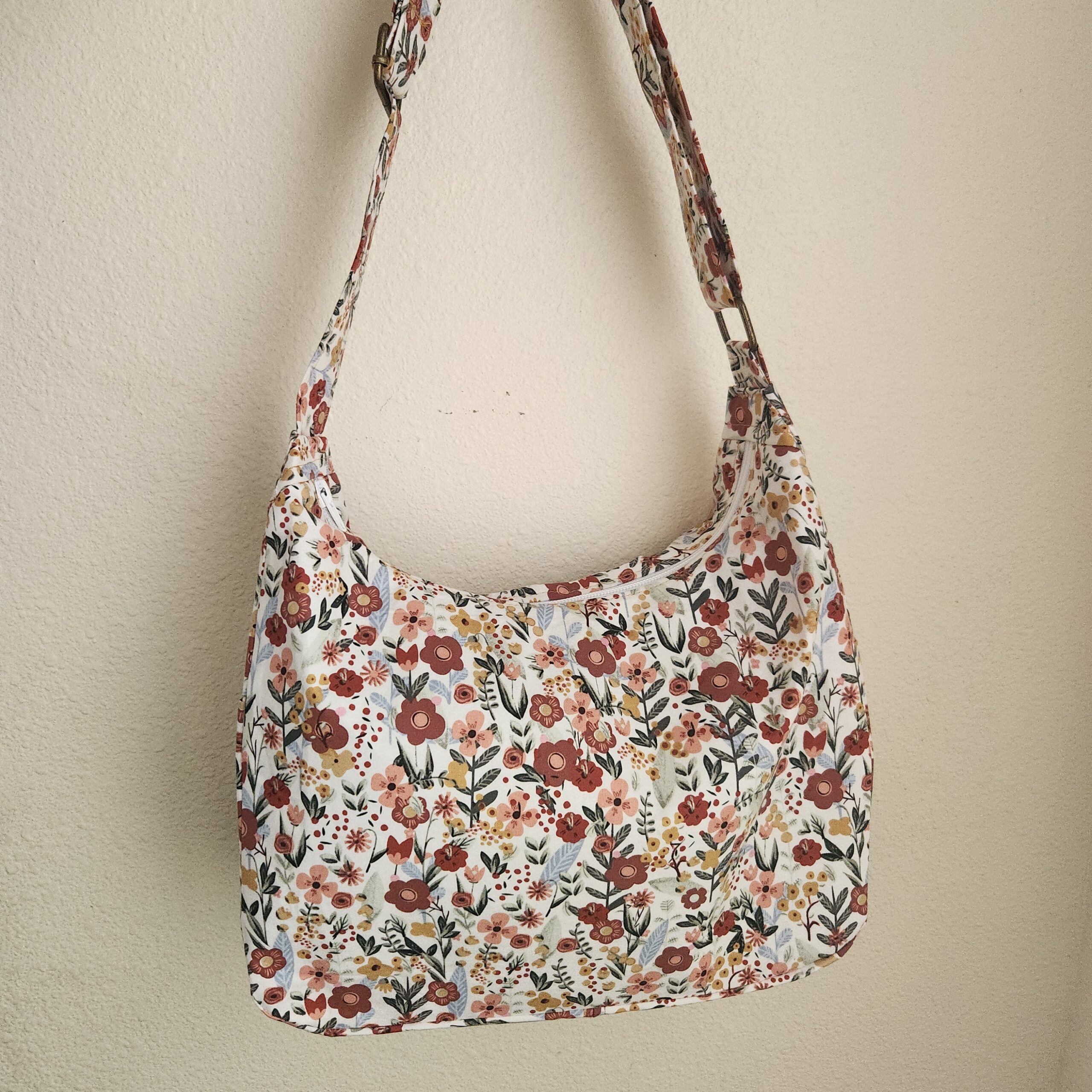 "The Sunday Morning" Adjustable Shoulder/Crossbody Purse - Image 2